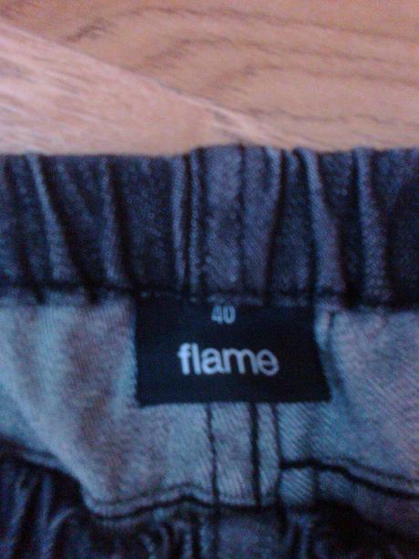 Na gumu- 3x oblečené-aj pre staršie dievčatá, xl