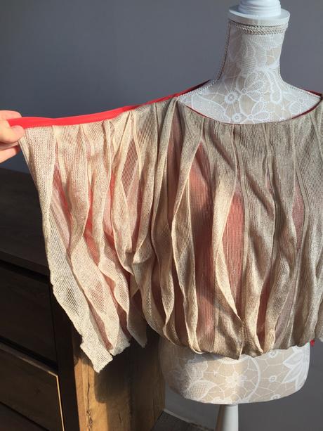 Krásna značková blúzka s, s