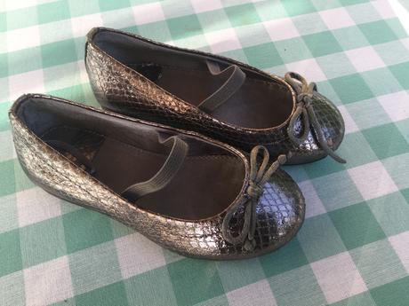 Topanky vel.24 2 pary, 24