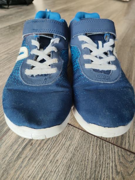 Tenisky, 37