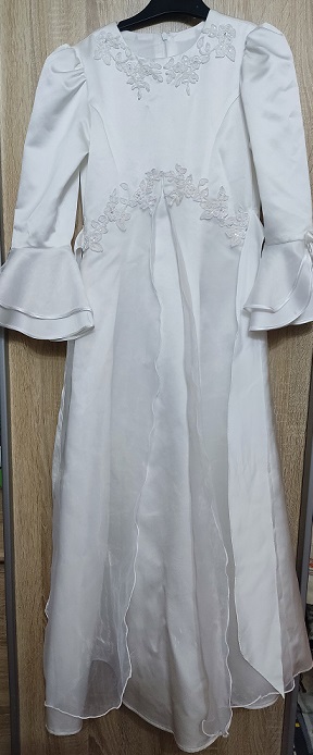 Šaty na 1.sväté prijímanie, 140