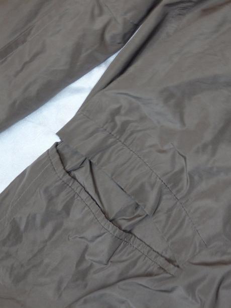 Luxusny damsky trendy plast, 38