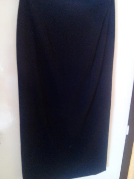Čierna úzka sukňa, xl