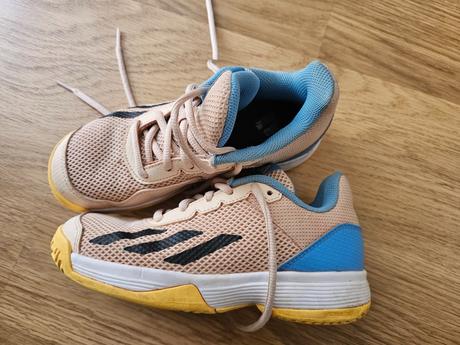 Tenisky adidas  cournflash na tenis, adidas,32