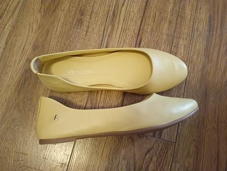 Žlté baleríny, 36