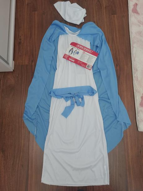 Dievčenský kostým mária, 