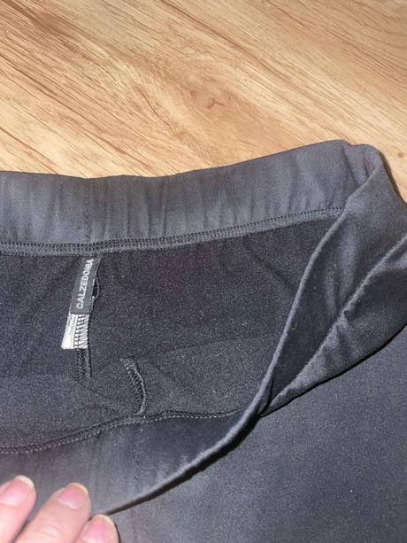 Legíny, calzedonia,s