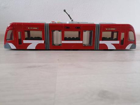 Trolejbus so zvukmi a svetlom, 