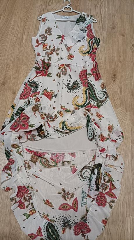 Krásne šaty liu jo, m