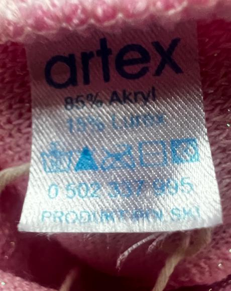 Tenšia zimná čiapka s 2 brmbolcami, artex,54