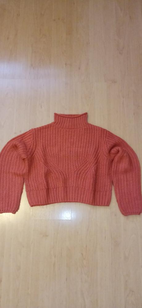 Oranžový svetrový rolák, takko,146