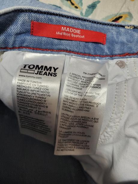 Bledomodré bootcut jeansy, tommy hilfiger,26