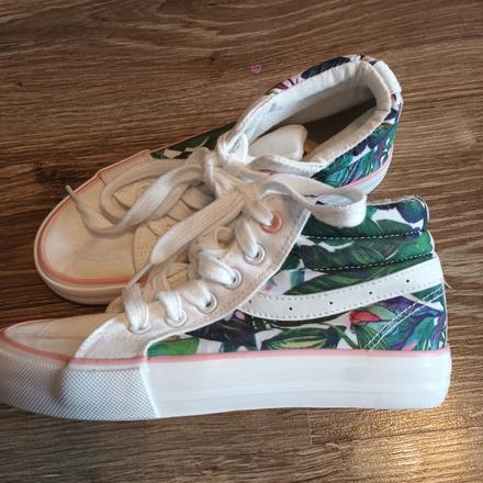 Vysoké tenisky, lupilu,33