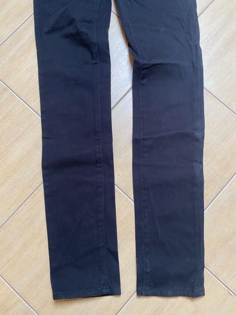 Rifle skinny, esmara,36