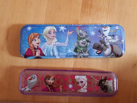 Frozen kabelka, peračník, krabičky, 