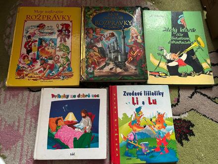Sada 5 ks rozprávkových knižiek,