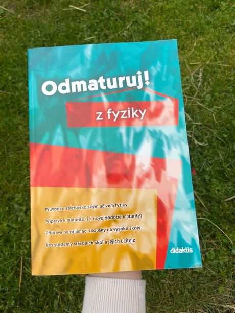 Kniha odmaturuj z fyziky,