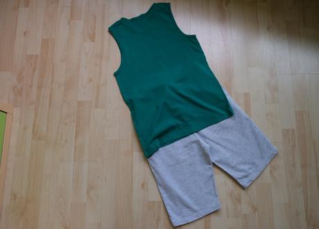 Zeleno sivá súprava, h&m,146