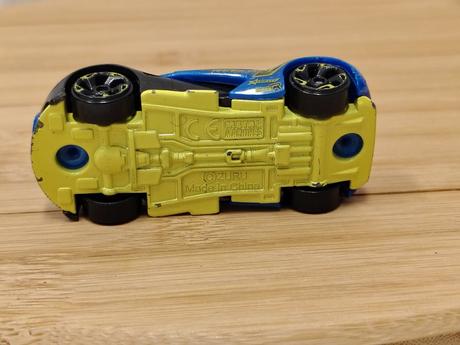 Zberateľský model zuru metal machines raizer 2018,