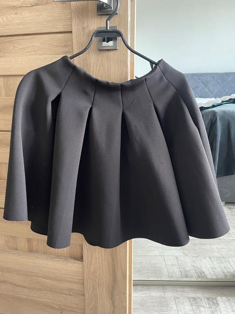 Dámska sukňa neoprénová, s