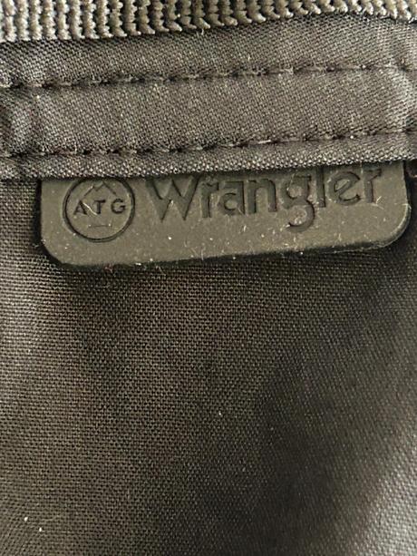 Outdoorové čierne nohavice zn.wrangler atg 2v1, wrangler,l