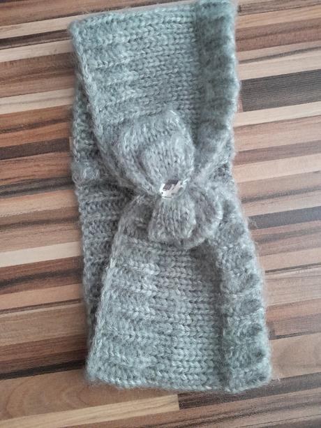 Predám dievčenskú vlnenú čelenku, 