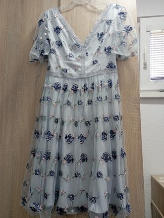 Chi chi london šaty, 40