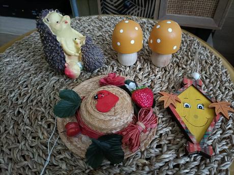 Krásne dekorácie spolu 5 kusov, 