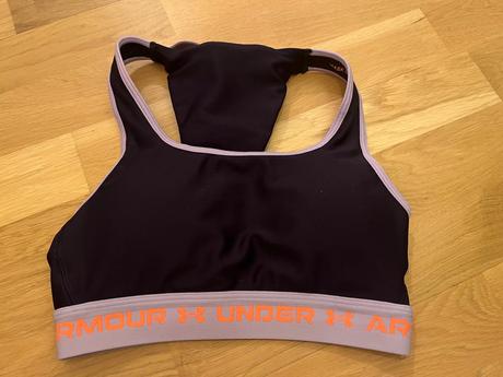Sportovy top (podprsenka), under armour,s