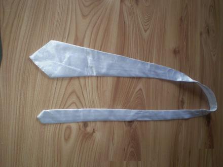 Dievčenská kravata, 