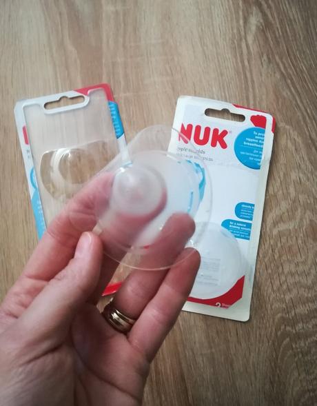 Klobúčiky na dojčenie, 