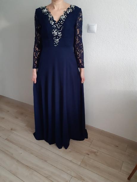 Spoločenske šaty, 38