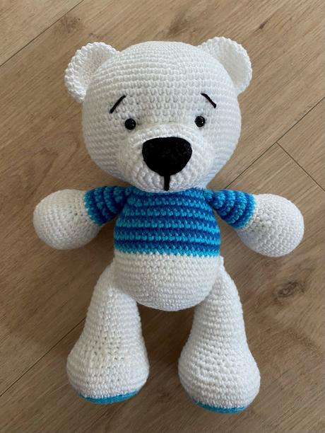 Macko (háčkovaný), 