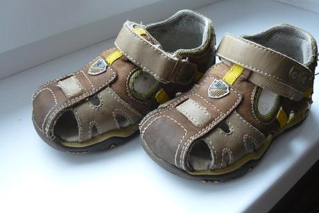 Sandálky, santé,23