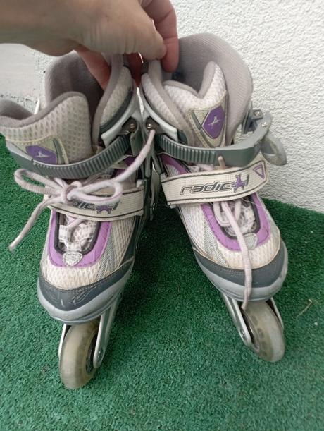 Kolieskové korčule, 30