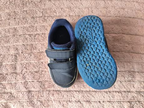 Adidas botasky, adidas,23