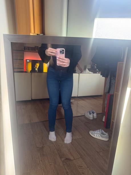 Obtiahnuté rifle, h&m,164