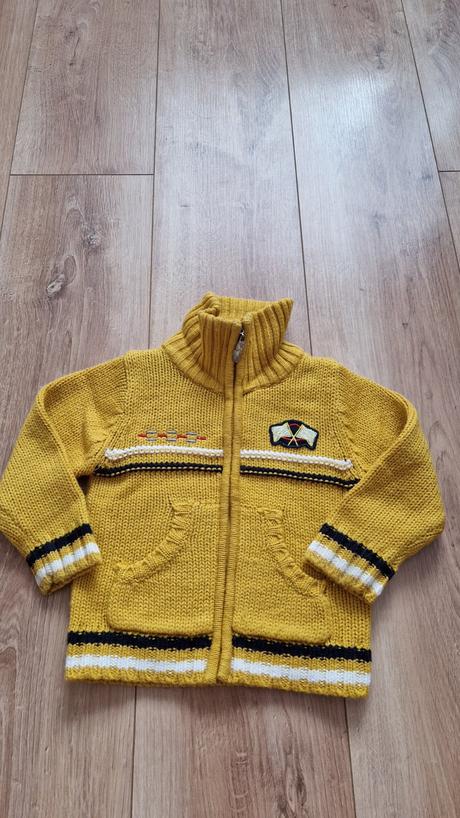 Svetrík veľ. 86 cm., 86