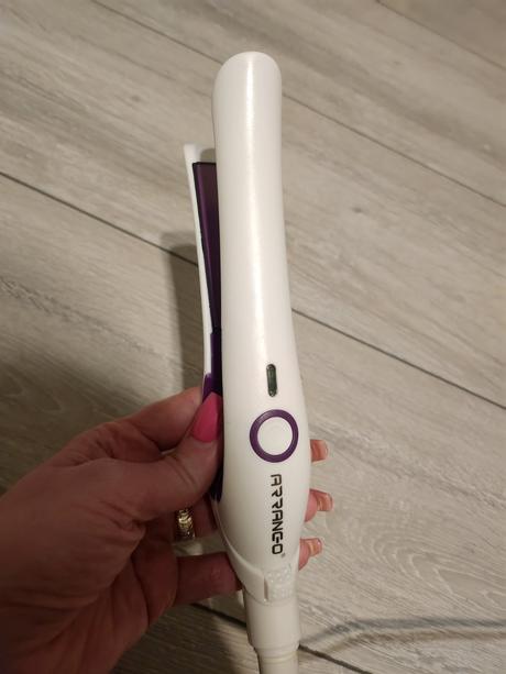 Malá žehlička na vlasy, 