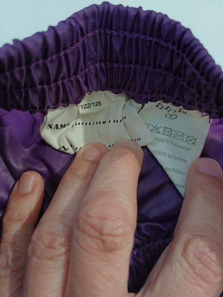 Nepremokavé nohavice do dažďa, 122