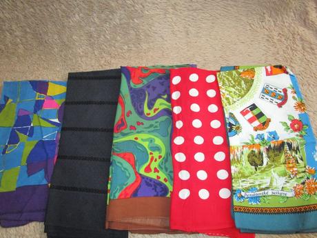 Vzorované šatky, 62