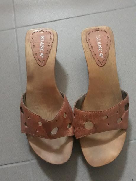 Šľapky dreváky, 39