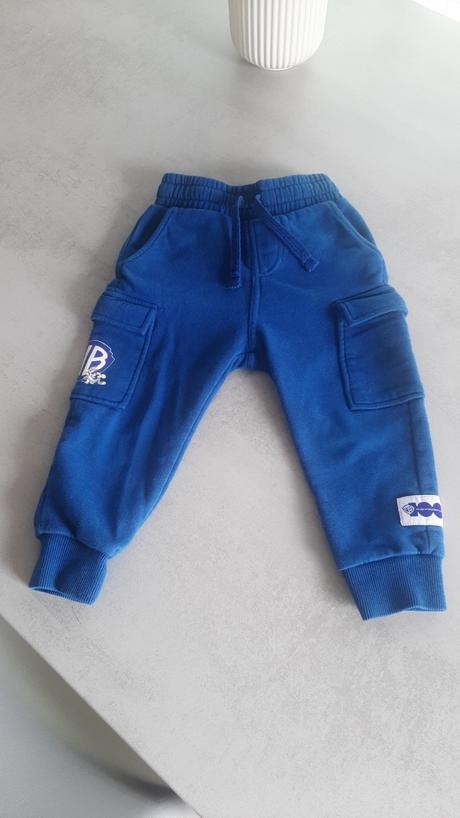 Tepláky s vreckami, f&f,86