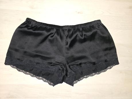 Pyžamové šortky s, s