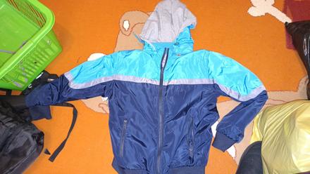 Obojstranná vetrovka odnímateľná kapucňa cca 164, 164