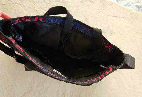 Pevna taska cez plece, zn. roxy, roxy