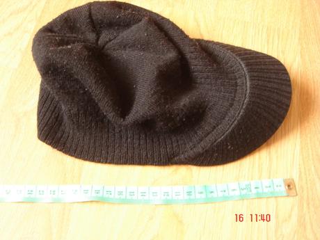 Cierna ciapka so siltom "jazdecka" znacka atlantis, m