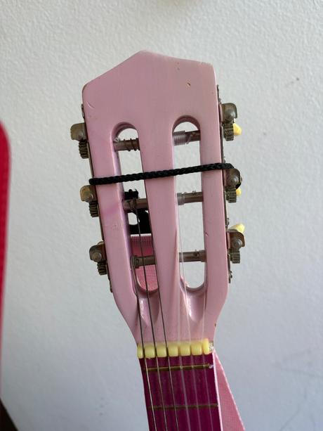 Detska gitara, 