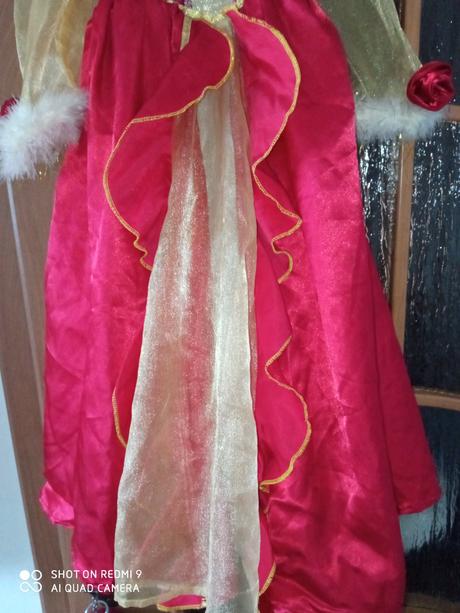 Karnevalové šatičky., 