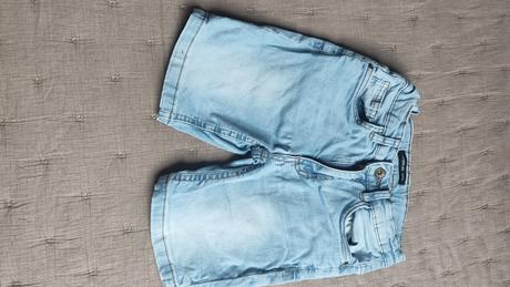 Kratasy, reserved,128